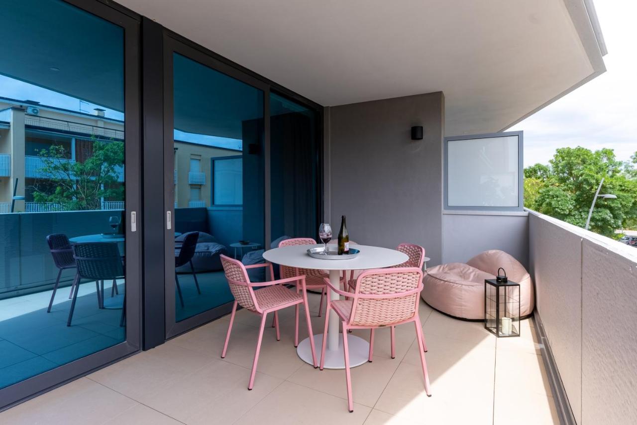 Aparthotel Zefiro Com Design, Large Terrace, Bike, Near Beach And Thermal غرادو المظهر الخارجي الصورة